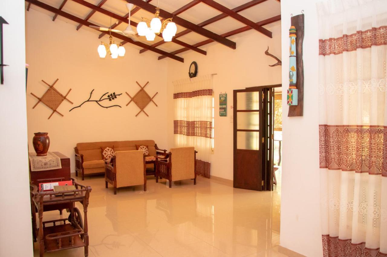Tembo Cottage Wilpattu Exterior photo