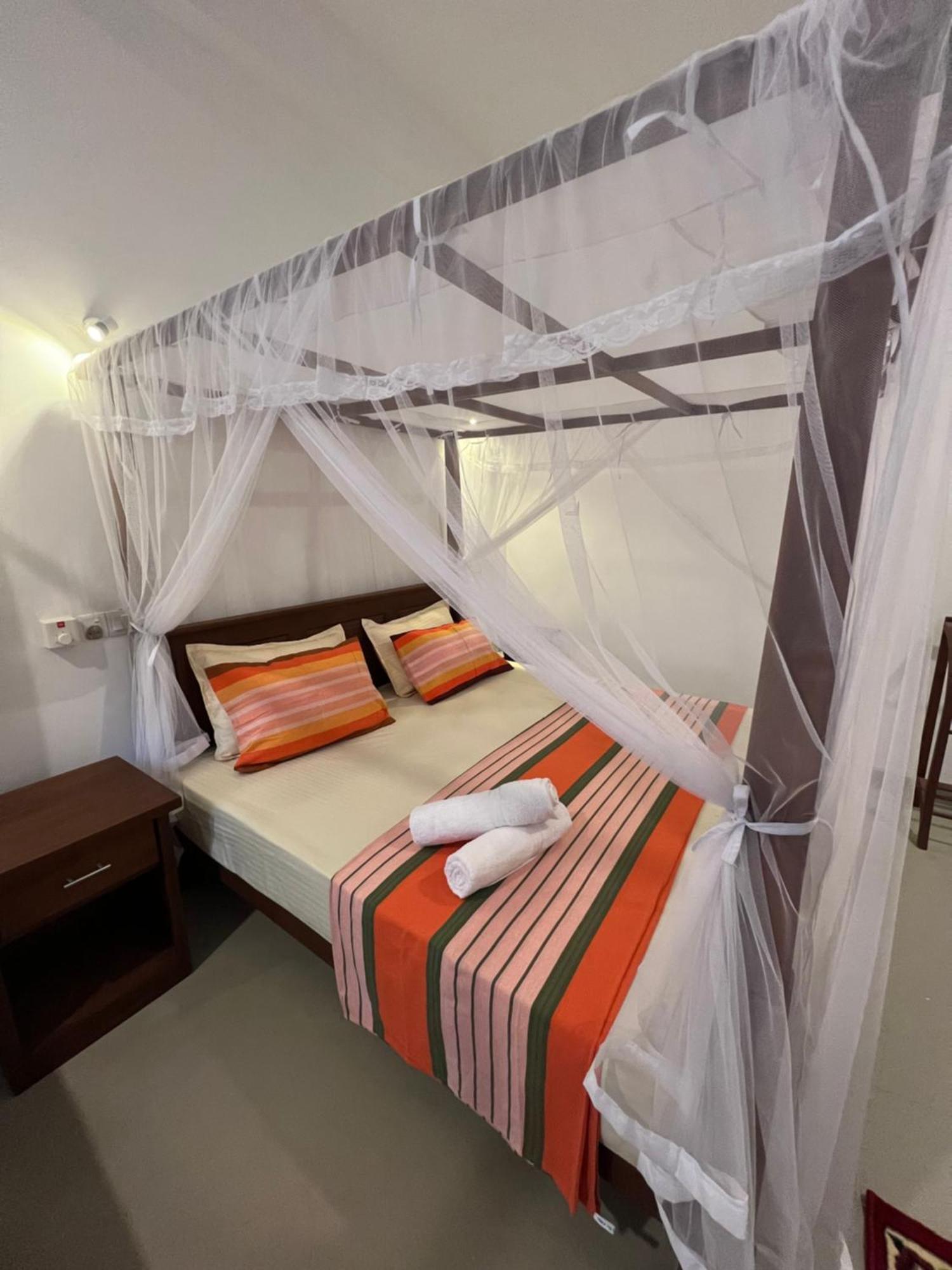 Tembo Cottage Wilpattu Exterior photo